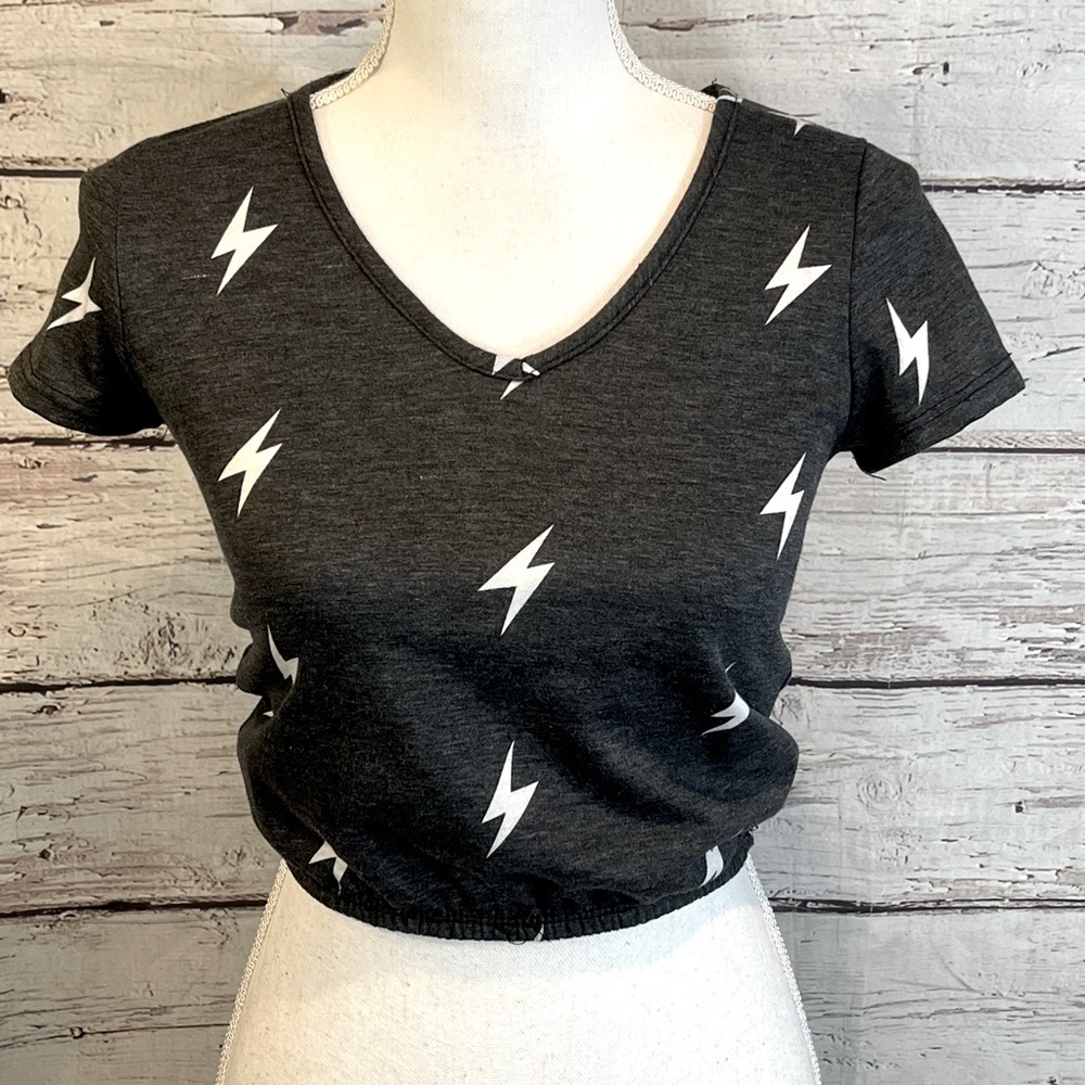 BRIT & BRI Crop Top Lightning Bolt Print Gray-XS